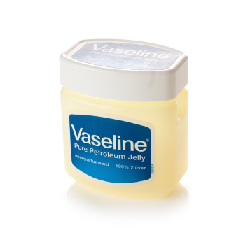 Slick: Adding Vaseline to Your Beauty Routine