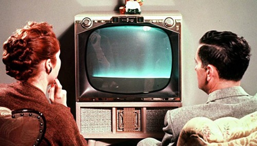 vintage couple watching tv